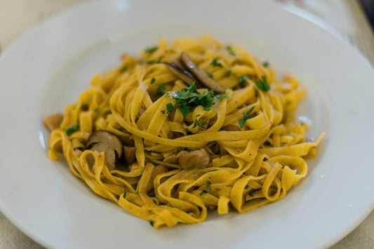 Tagliatelle all’uovo ai funghi porcini: il piatto dell’autunno