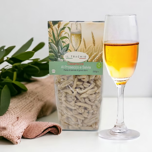 Casarecce al prosecco e salvia